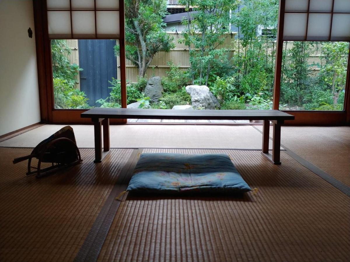 旧鈴木邸 女性専用 Apartment Matsuyama  Ngoại thất bức ảnh